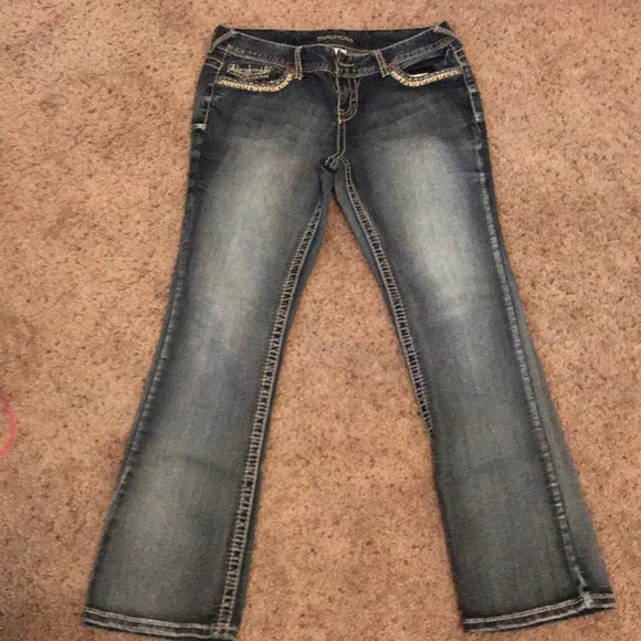 Maurices Denim - Maurice’s 9/10 short bootcut jeans